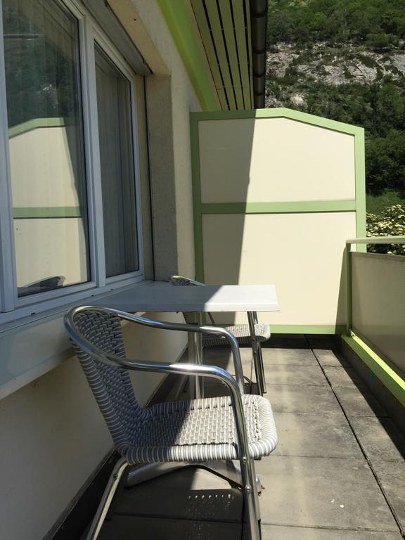 Roemerhof - Hotel With Self Check-In Brigerbad Exterior photo
